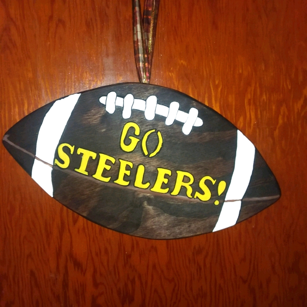 Football door hanger